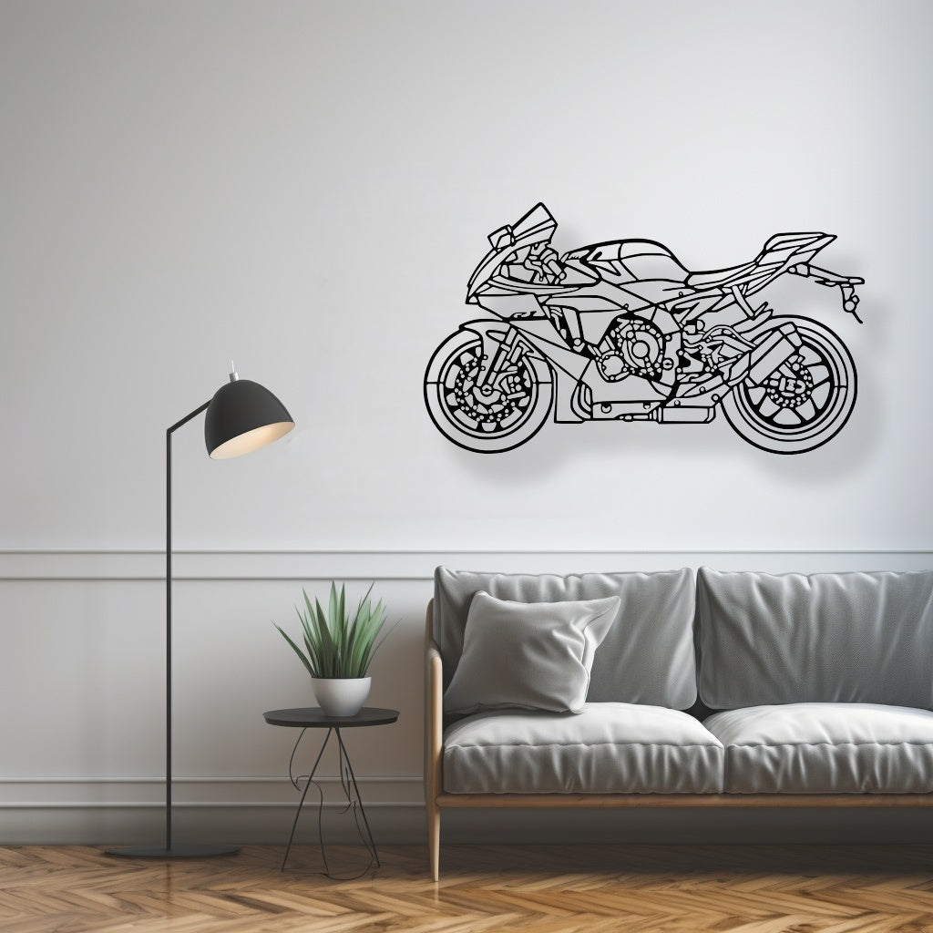 Yamaha R1 2024
